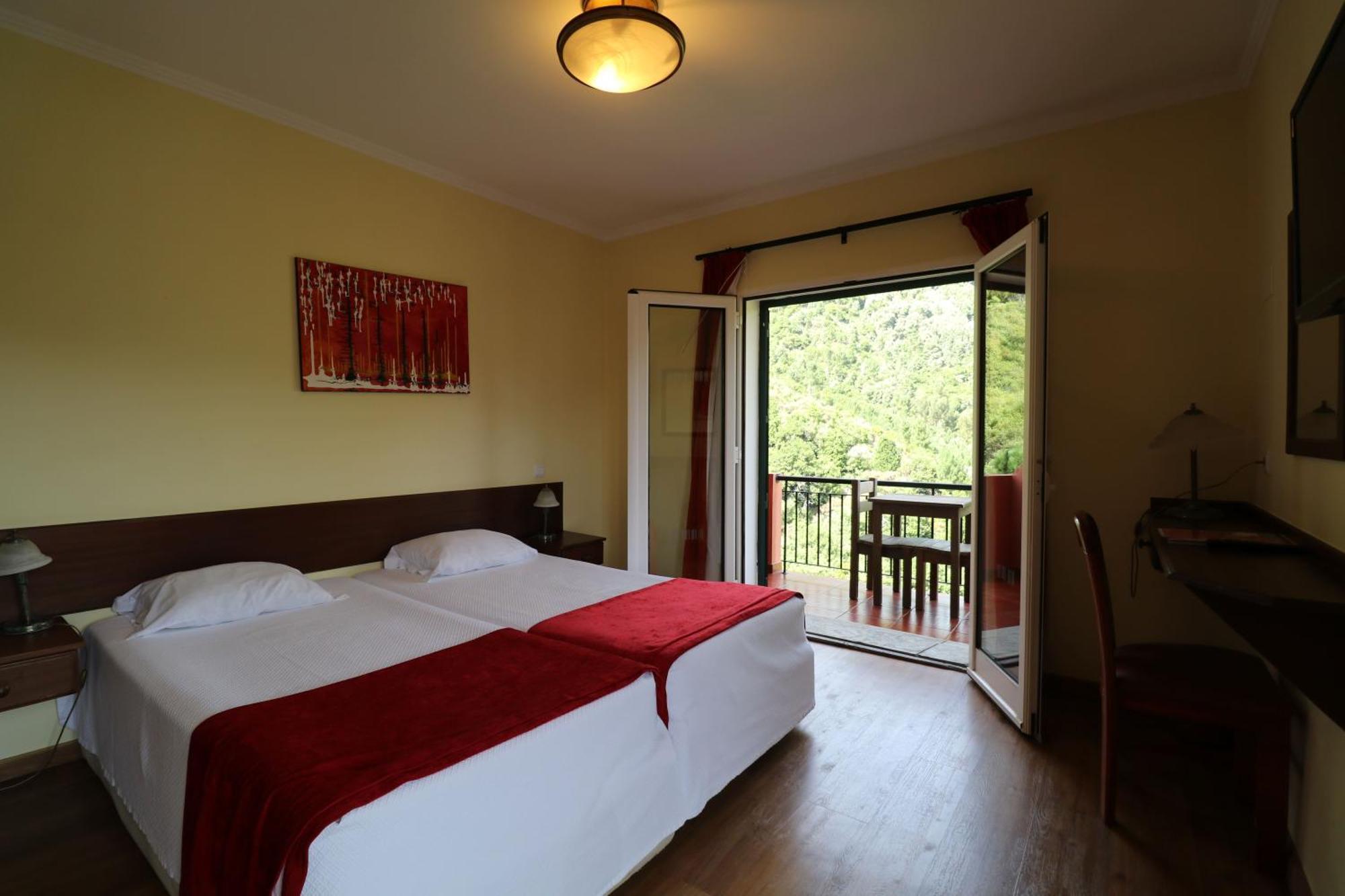 Senhora do Rosário Valley View Hotel Encumeada מראה חיצוני תמונה